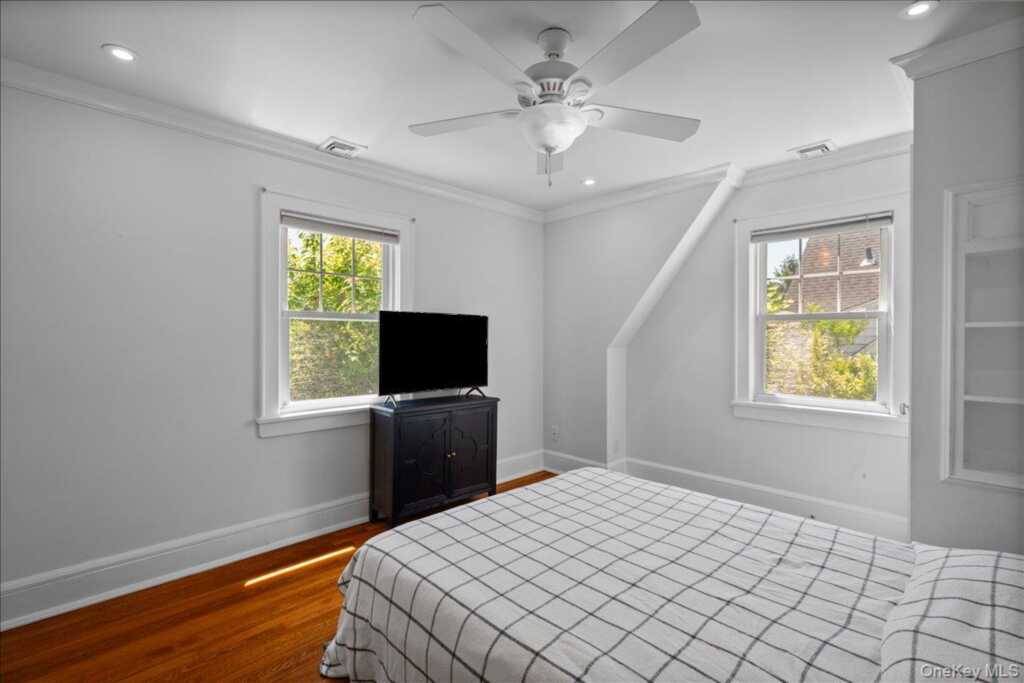 367 Old Mamaroneck Road, White Plains, NY 10605 - Photo 20 of 33