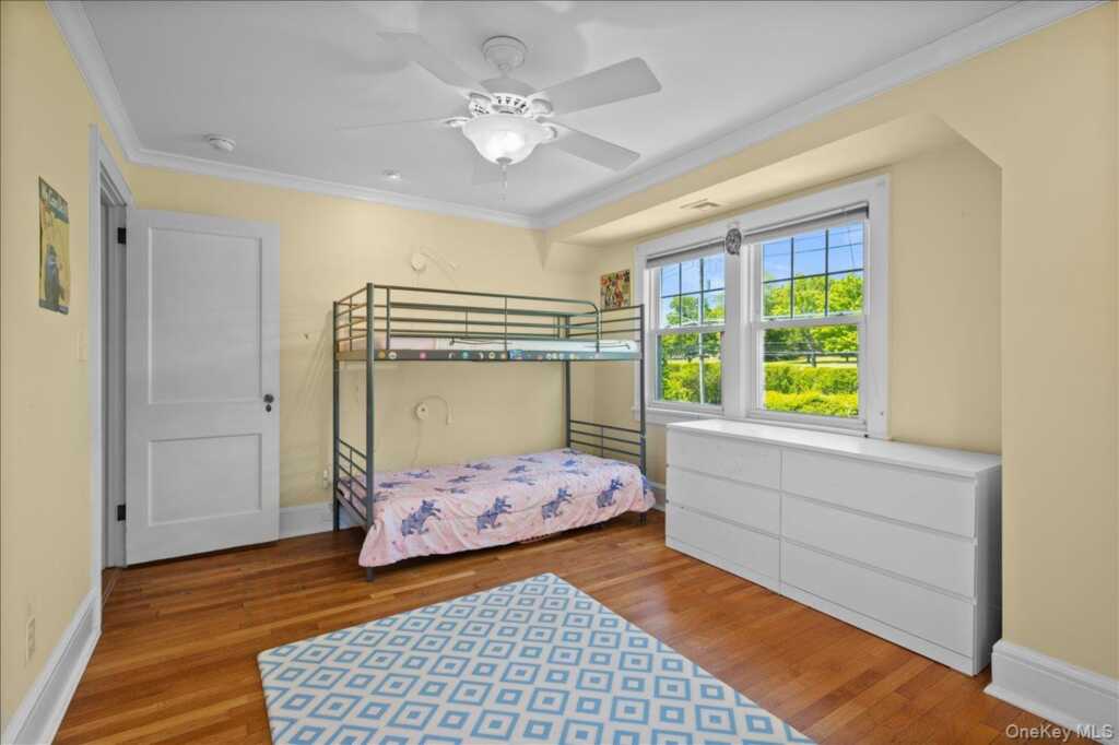 367 Old Mamaroneck Road, White Plains, NY 10605 - Photo 24 of 33