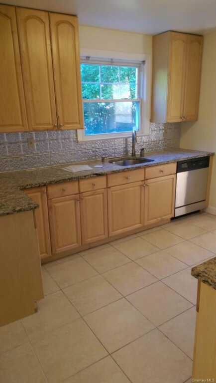 263 N Regent Street, Rye, NY 10573 - Photo 4 of 13