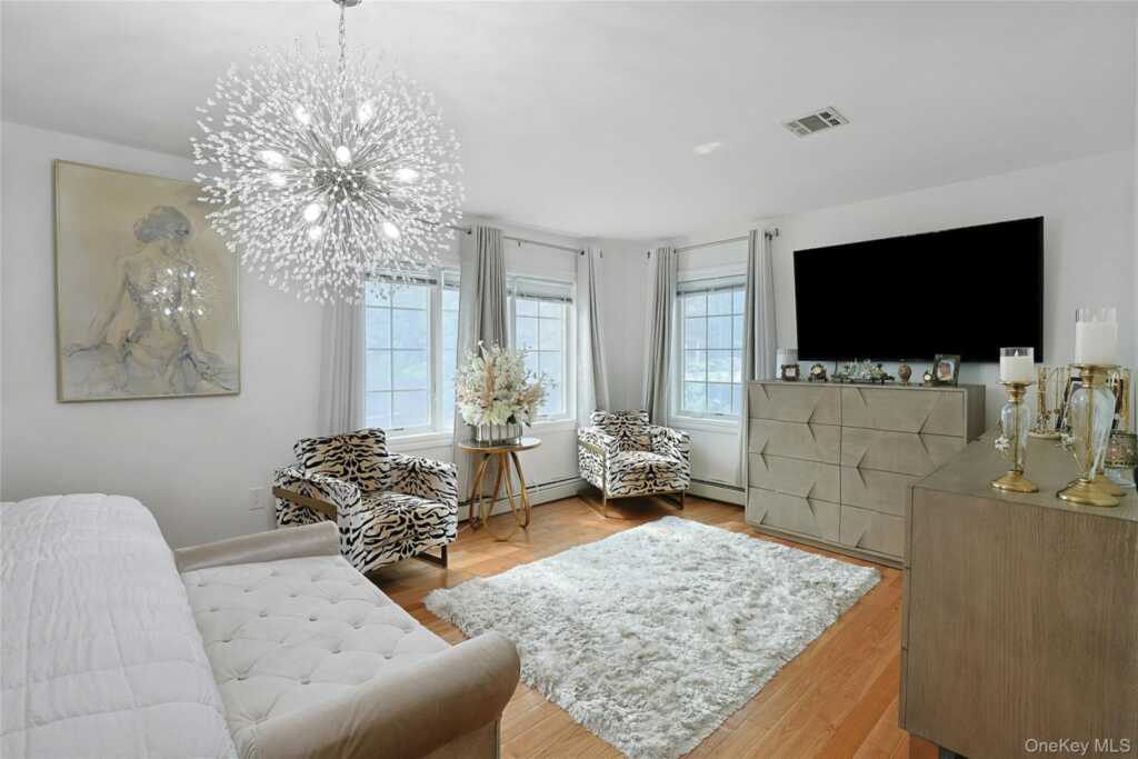 8 Stark Court, New City, NY 10956 - Photo 23 of 48