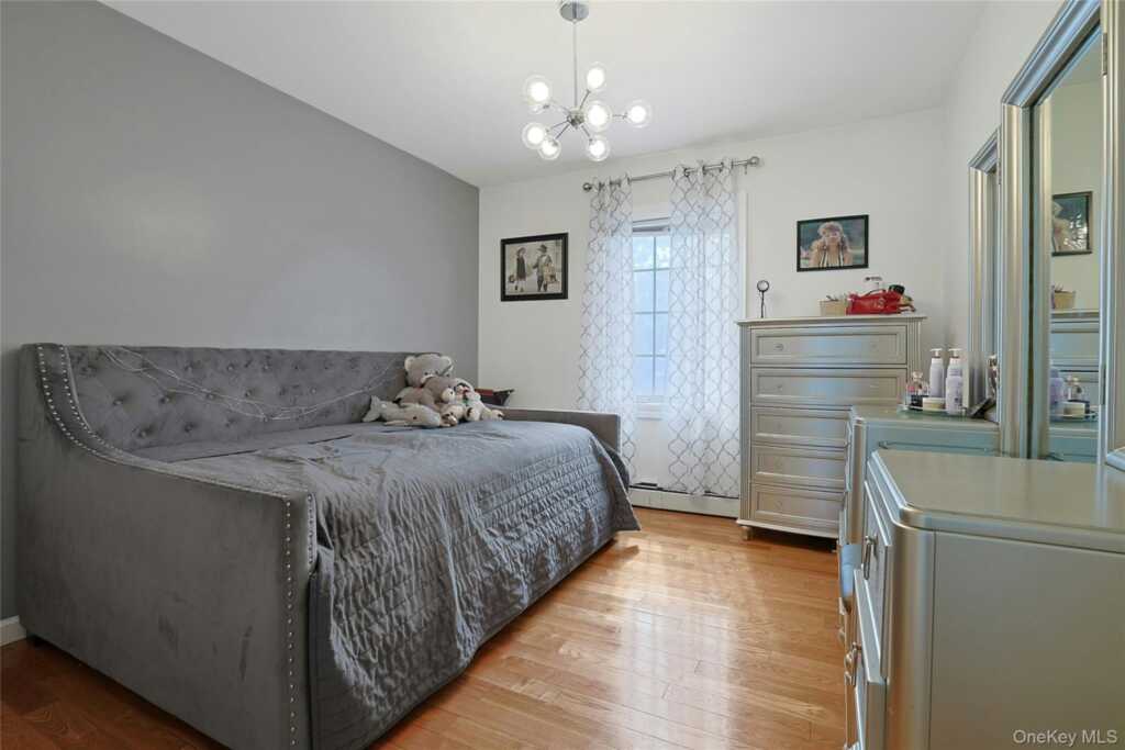 8 Stark Court, New City, NY 10956 - Photo 31 of 48