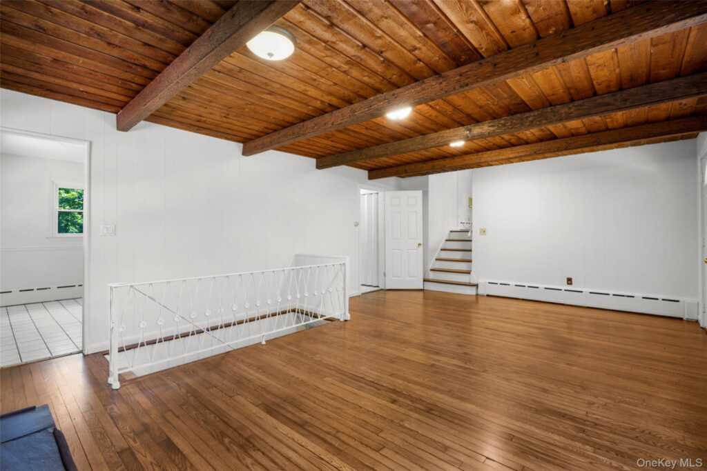 14 Jones Place, White Plains, NY 10606 - Photo 10 of 43