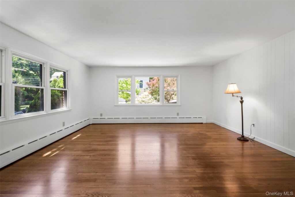 14 Jones Place, White Plains, NY 10606 - Photo 11 of 43