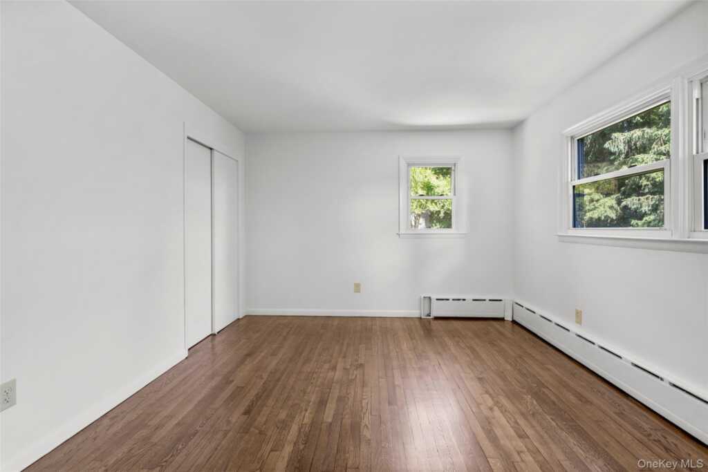 14 Jones Place, White Plains, NY 10606 - Photo 23 of 43