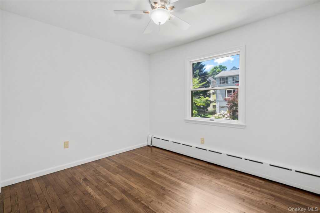 14 Jones Place, White Plains, NY 10606 - Photo 28 of 43