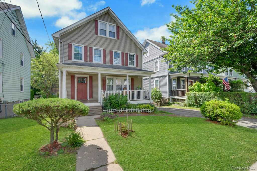 135 Smith Street, Rye, NY 10573 - Photo 3 of 22