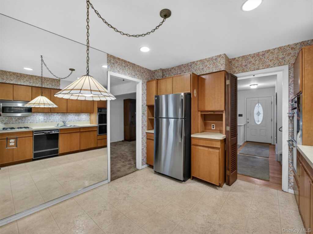 18 Mark Lane, New City, NY 10956 - Photo 15 of 32