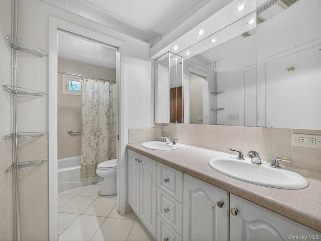 18 Mark Lane, New City, NY 10956 - Photo 21 of 32