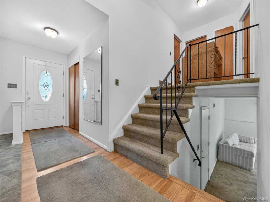 18 Mark Lane, New City, NY 10956 - Photo 7 of 32