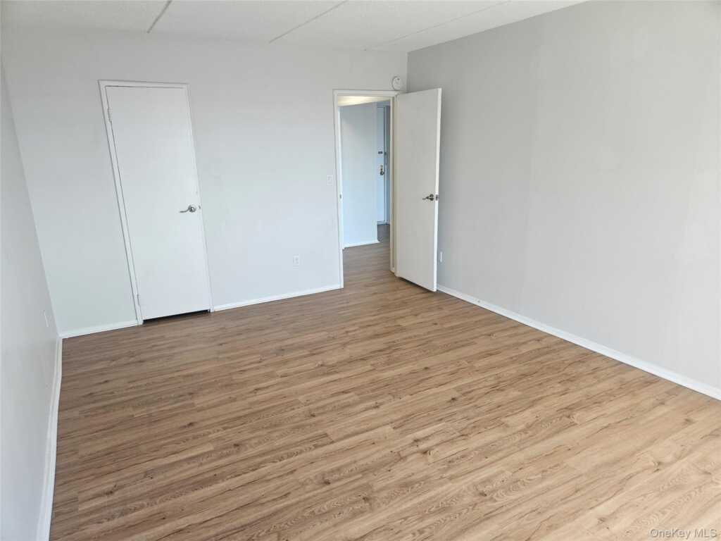 35 Park Avenue, Unit #4S, Suffern, NY 10901 - Photo 14 of 19