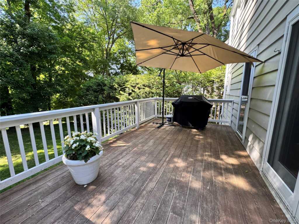 23 Chadwick Road, White Plains, NY 10604 - Photo 20 of 35