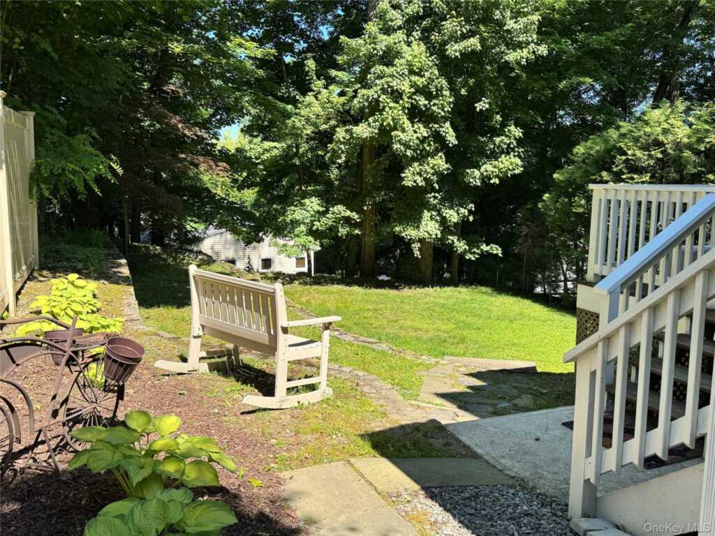 23 Chadwick Road, White Plains, NY 10604 - Photo 25 of 35