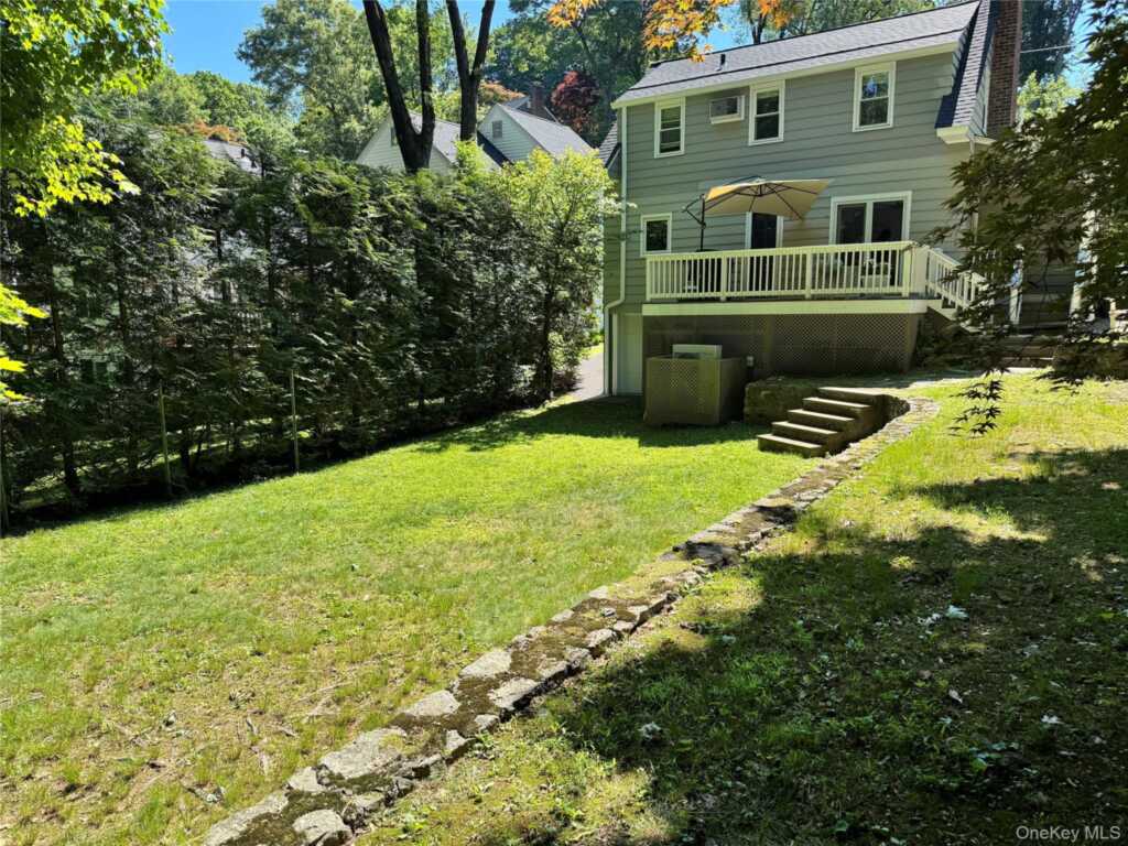 23 Chadwick Road, White Plains, NY 10604 - Photo 27 of 35