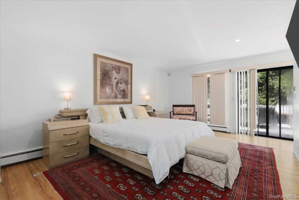 275 Broadfield Road, New Rochelle, NY 10804 - Photo 20 of 32