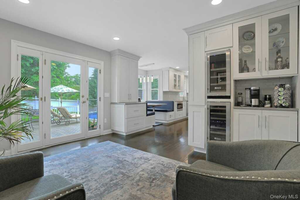 60 Pilgrim Court, Pearl River, NY 10965 - Photo 16 of 50