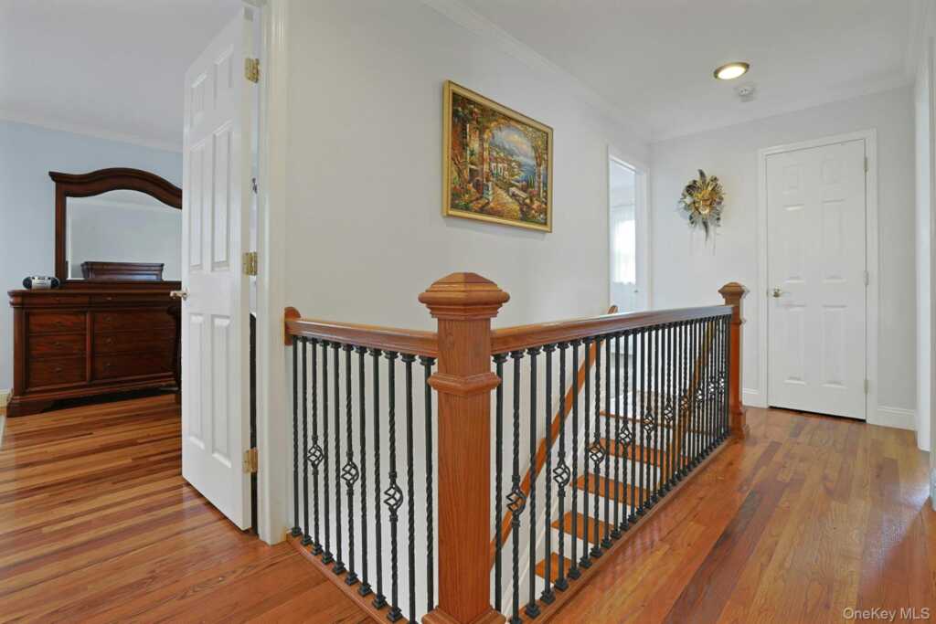 60 Pilgrim Court, Pearl River, NY 10965 - Photo 24 of 50