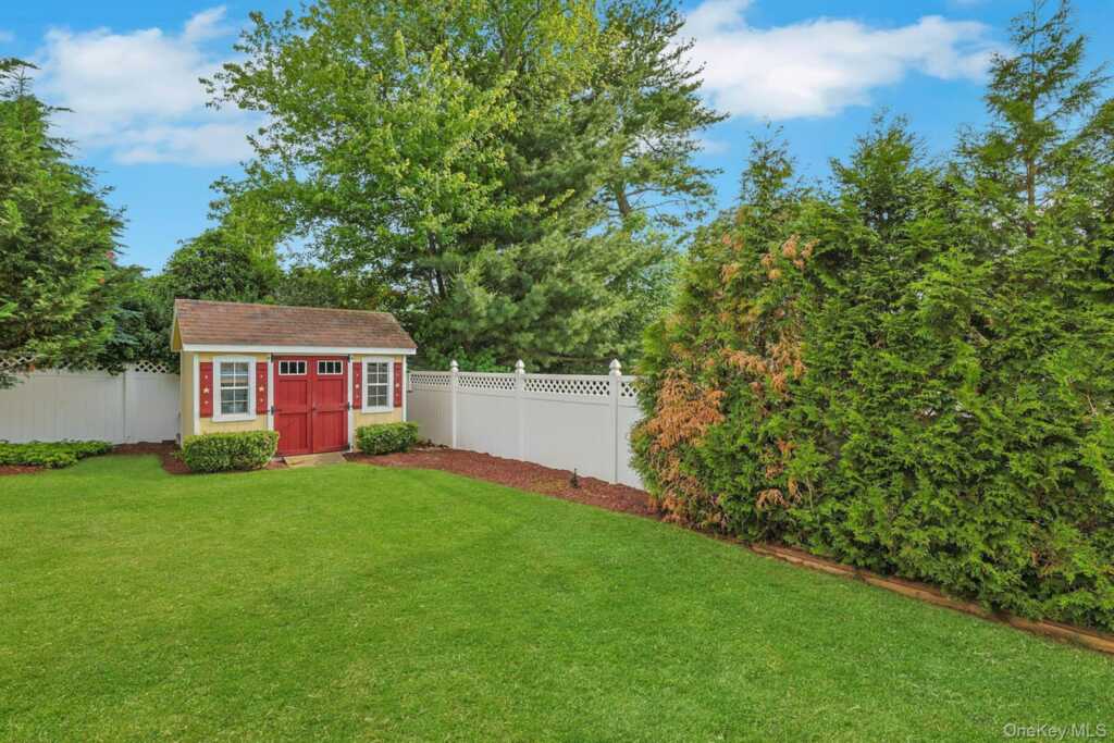 60 Pilgrim Court, Pearl River, NY 10965 - Photo 33 of 50