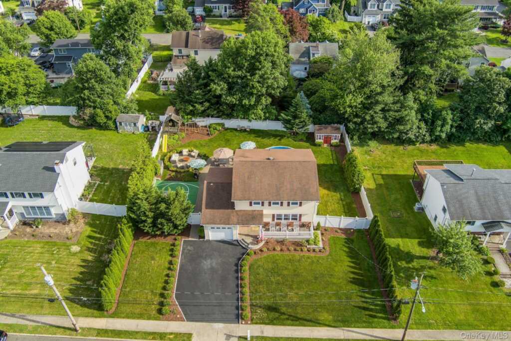 60 Pilgrim Court, Pearl River, NY 10965 - Photo 40 of 50