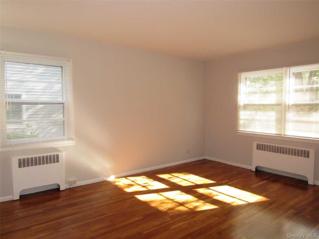 75 North Street, Rye, NY 10580 - Photo 11 of 24