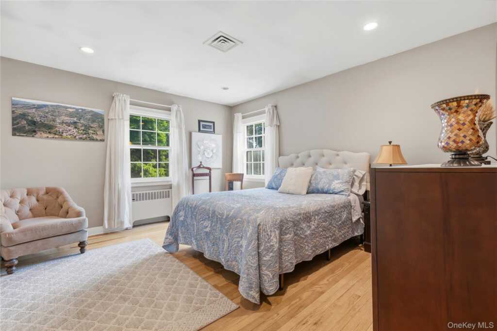 1 Hunting Ridge Road, White Plains, NY 10605 - Photo 19 of 48