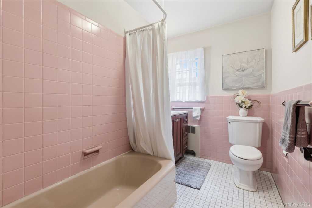 1 Hunting Ridge Road, White Plains, NY 10605 - Photo 20 of 48