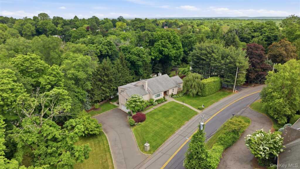 1 Hunting Ridge Road, White Plains, NY 10605 - Photo 42 of 48