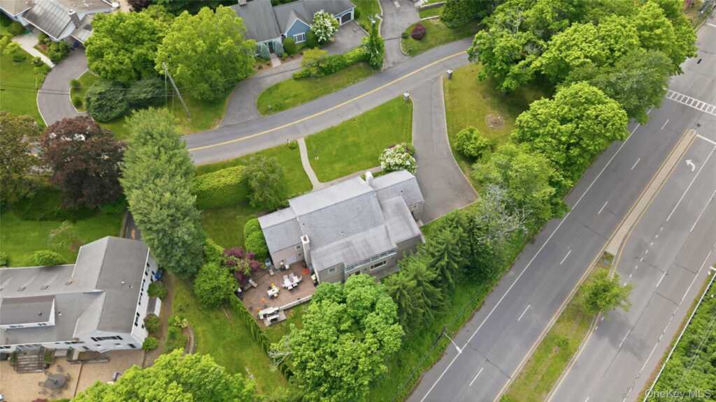 1 Hunting Ridge Road, White Plains, NY 10605 - Photo 43 of 48