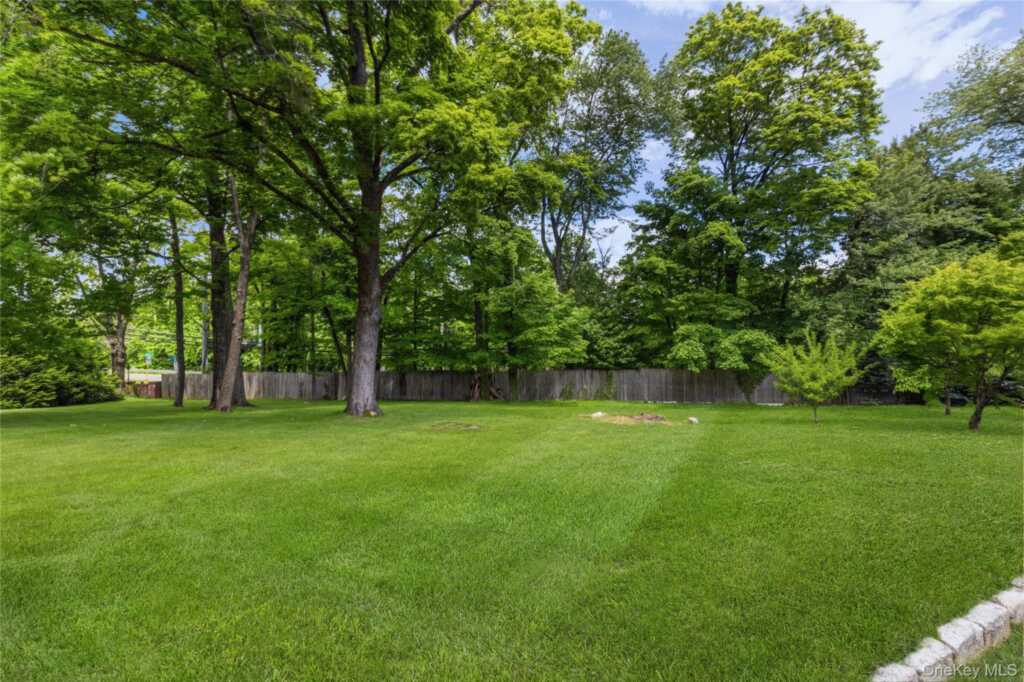 1 Hunting Ridge Road, White Plains, NY 10605 - Photo 44 of 48