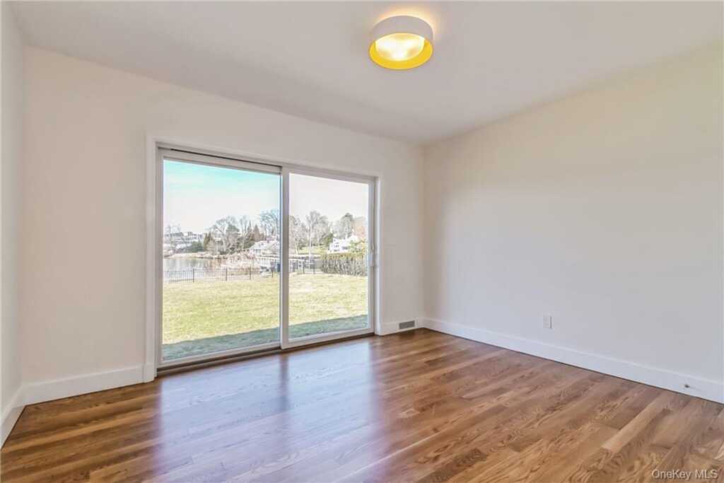 632 Shore Acres Drive, Rye, NY 10543 - Photo 19 of 33
