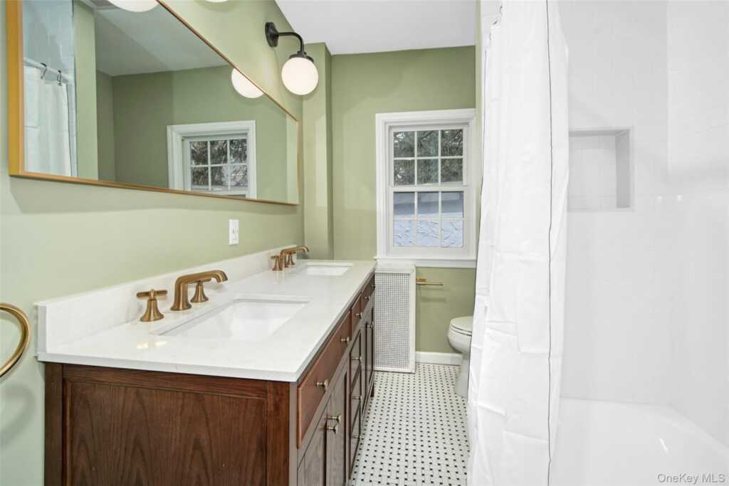 319 Oakland Beach Avenue, Rye, NY 10580 - Photo 14 of 30