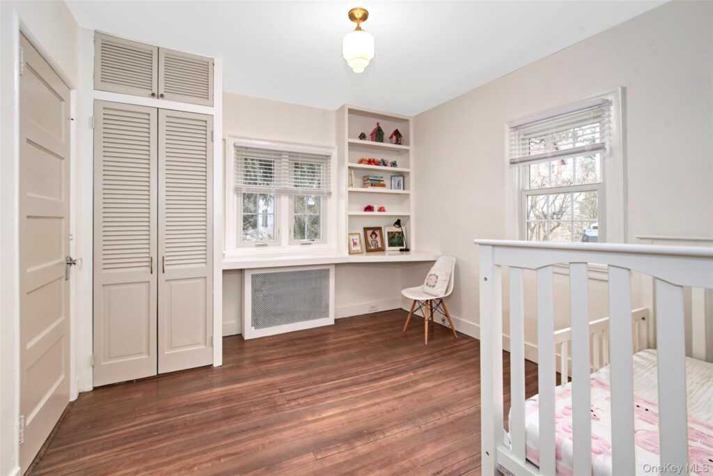 319 Oakland Beach Avenue, Rye, NY 10580 - Photo 16 of 30