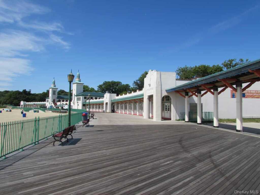 319 Oakland Beach Avenue, Rye, NY 10580 - Photo 29 of 30