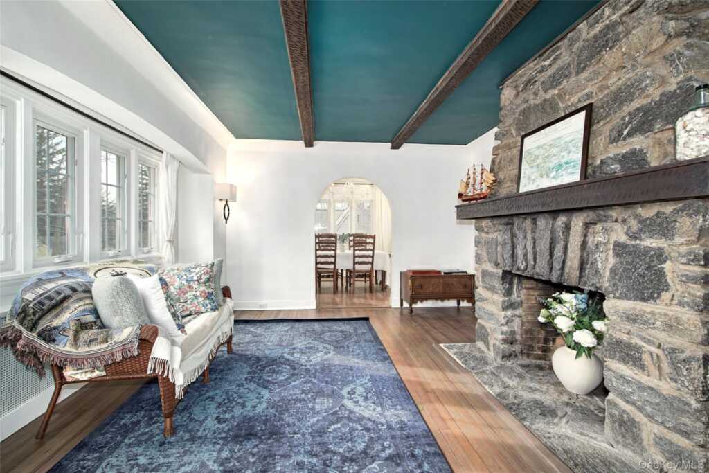 319 Oakland Beach Avenue, Rye, NY 10580 - Photo 8 of 30