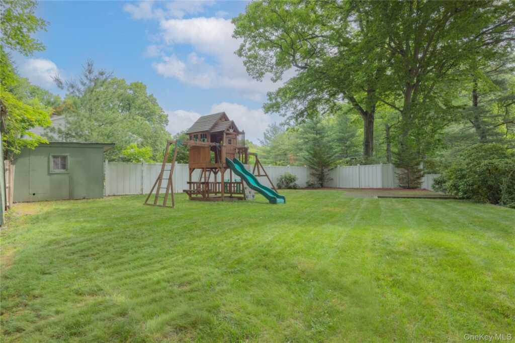 11 Guterl Terrace, Pearl River, NY 10965 - Photo 28 of 34