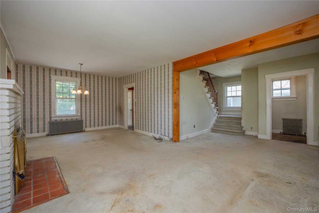 97 N Serven Street, Pearl River, NY 10965 - Photo 7 of 16