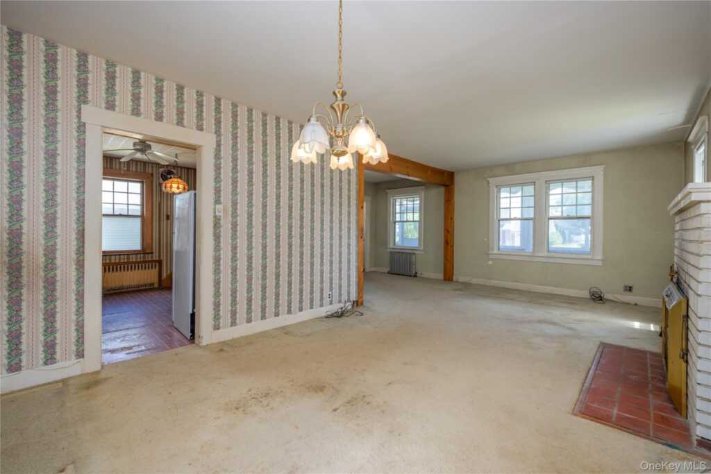 97 N Serven Street, Pearl River, NY 10965 - Photo 8 of 16