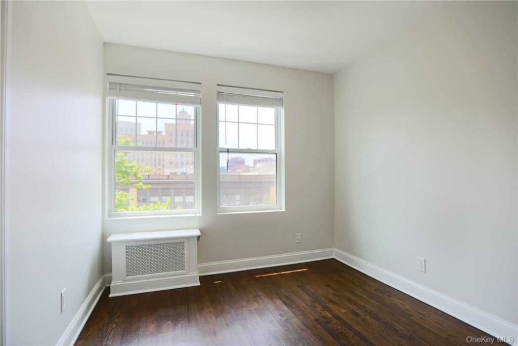 196 Martine Avenue, Unit #3C, White Plains, NY 10601 - Photo 16 of 18