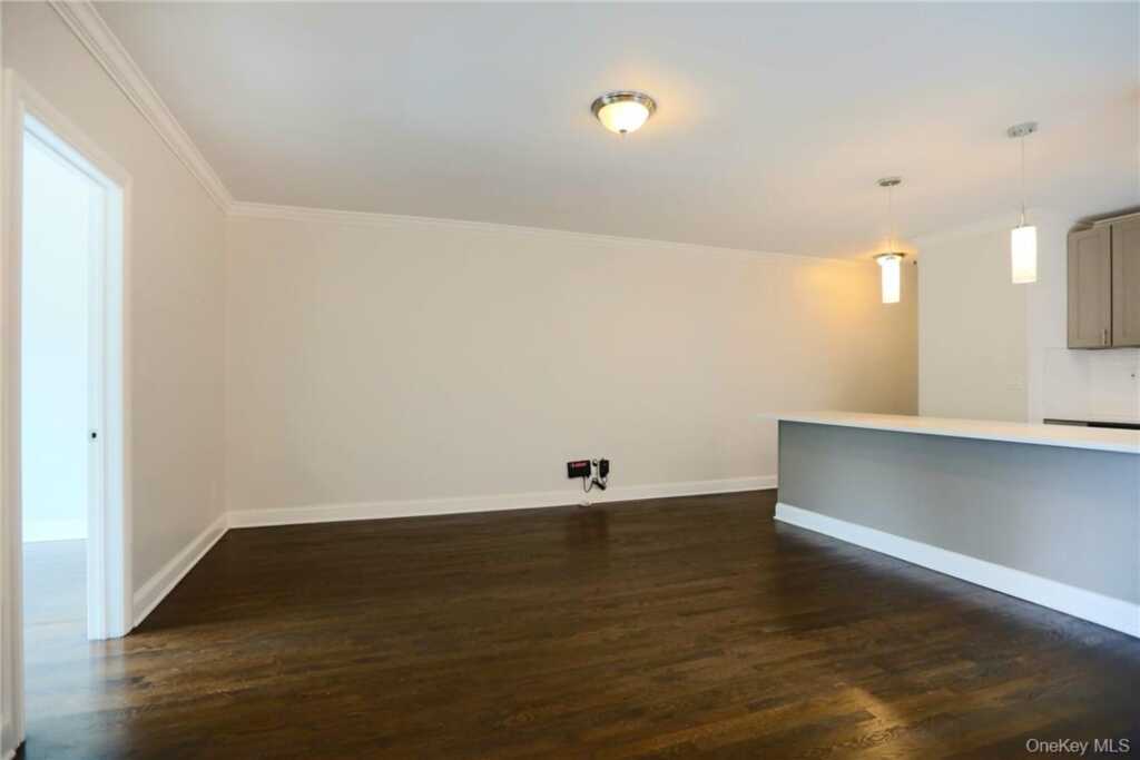 196 Martine Avenue, Unit #3C, White Plains, NY 10601 - Photo 6 of 18