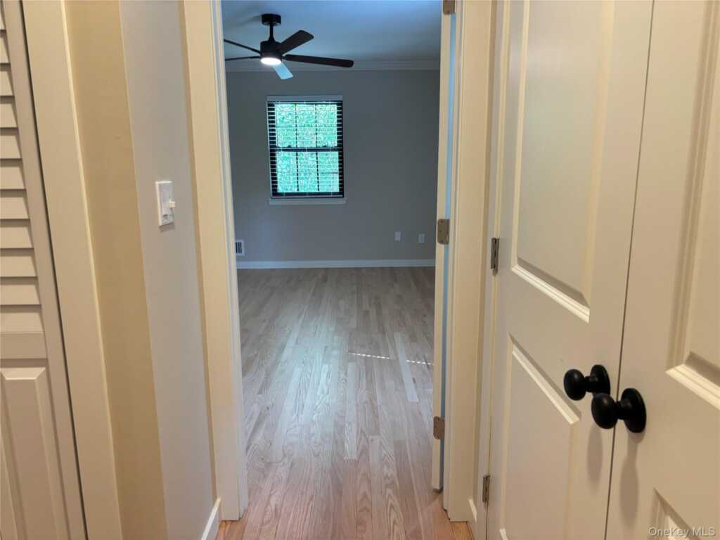 452 Somerset Drive, Unit #F, Pearl River, NY 10965 - Photo 18 of 31