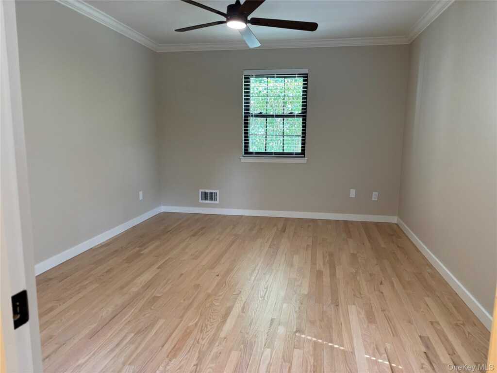 452 Somerset Drive, Unit #F, Pearl River, NY 10965 - Photo 19 of 31