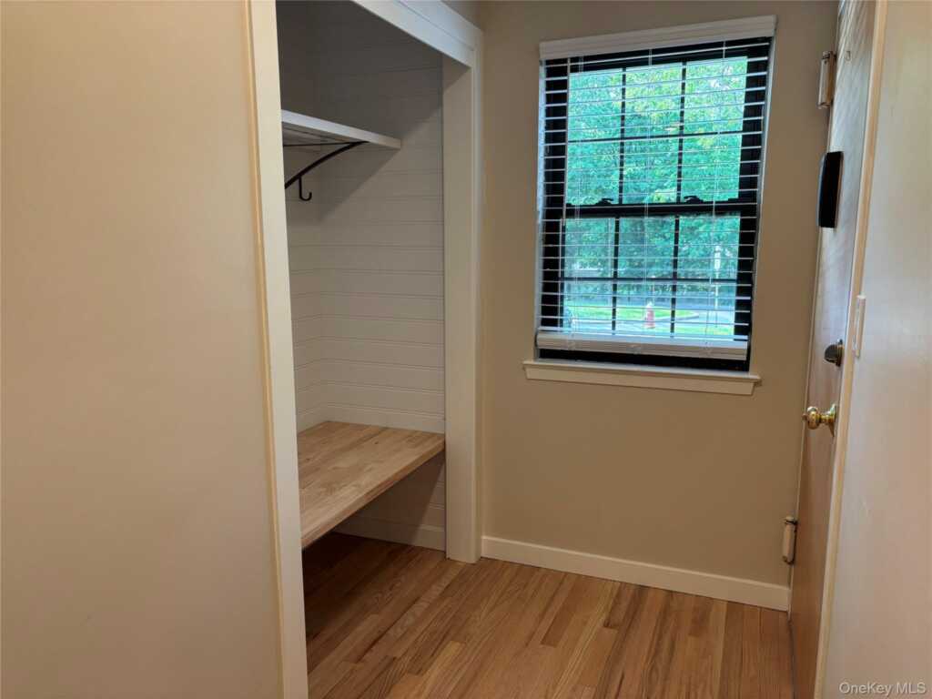 452 Somerset Drive, Unit #F, Pearl River, NY 10965 - Photo 2 of 31