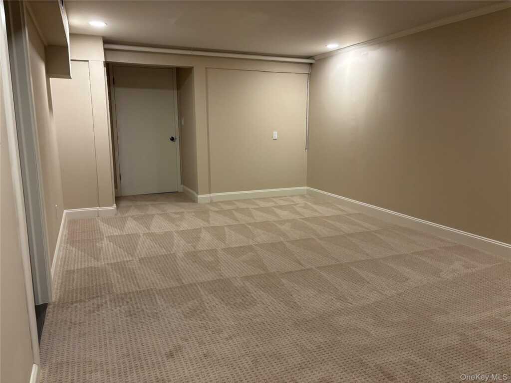 452 Somerset Drive, Unit #F, Pearl River, NY 10965 - Photo 27 of 31