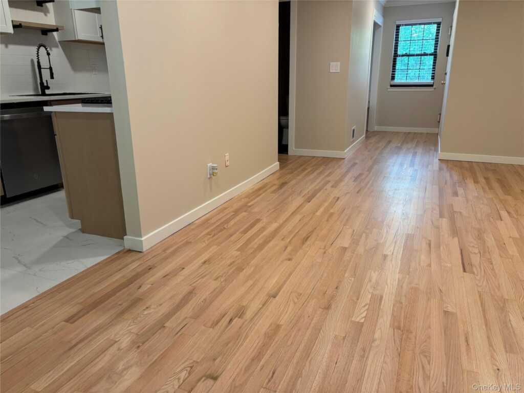 452 Somerset Drive, Unit #F, Pearl River, NY 10965 - Photo 5 of 31
