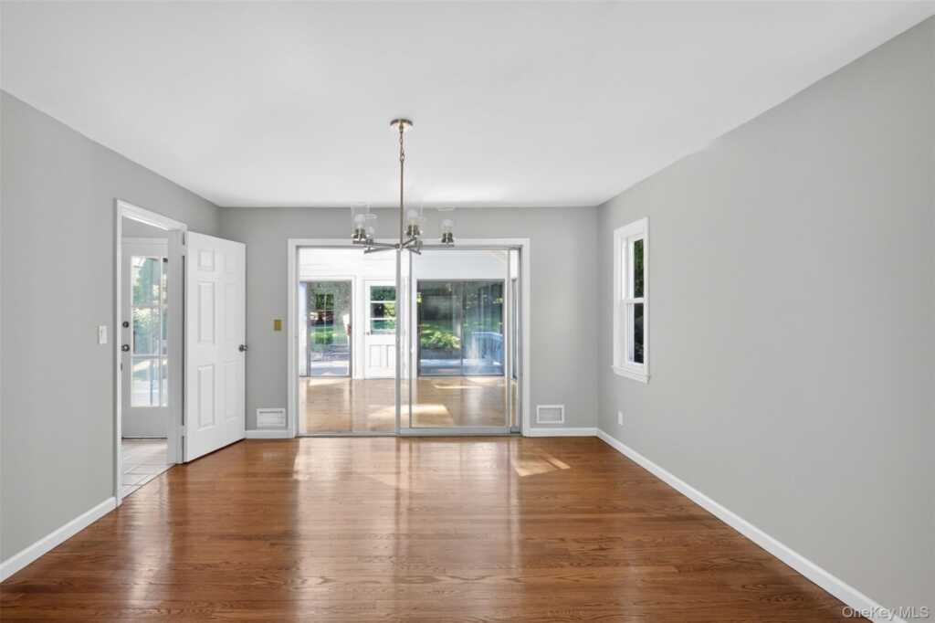 835 Shore Acres Drive, Rye, NY 10543 - Photo 8 of 41