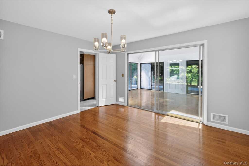 835 Shore Acres Drive, Rye, NY 10543 - Photo 9 of 41