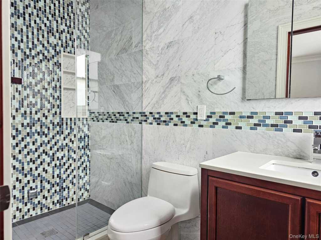 49 Greenridge Avenue, White Plains, NY 10605 - Photo 22 of 44