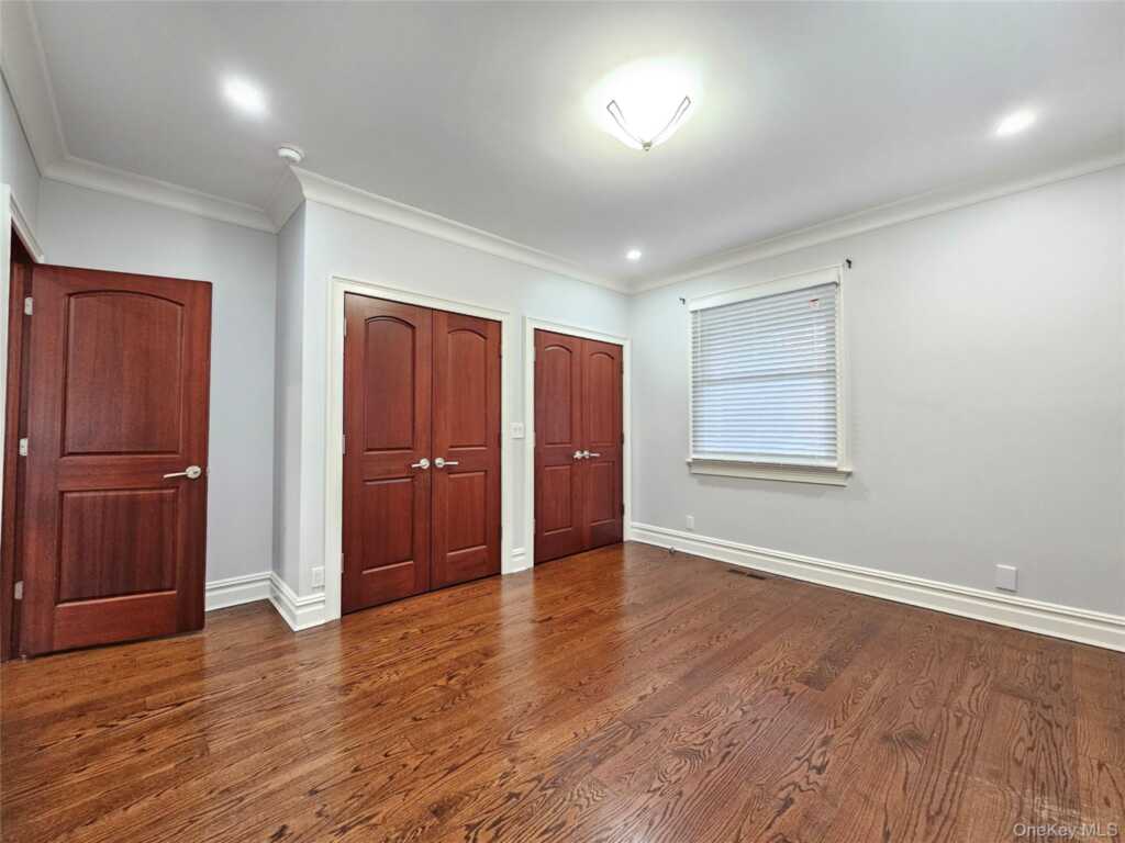 49 Greenridge Avenue, White Plains, NY 10605 - Photo 26 of 44