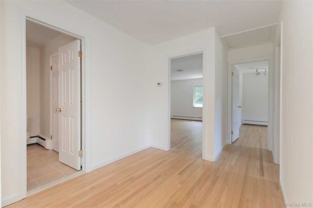 48 Clinton Avenue, Rye, NY 10580 - Photo 21 of 39