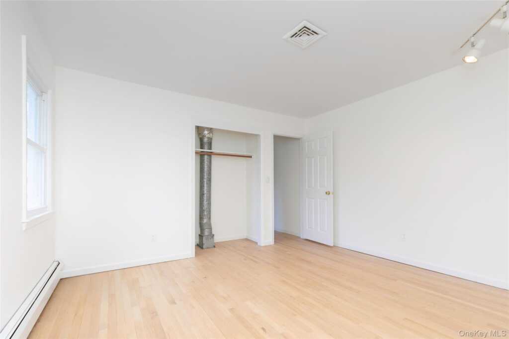 48 Clinton Avenue, Rye, NY 10580 - Photo 30 of 39