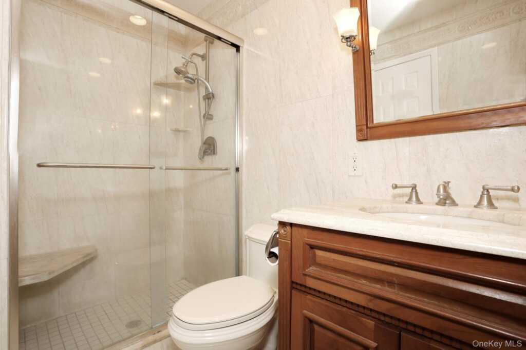 4 Plum Court, Nanuet, NY 10954 - Photo 27 of 47